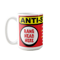 L'anti chef de coup de kit d'effort ici attaquent mug