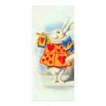 Lapin en Alice dans l'invitation de ~ du pays des 