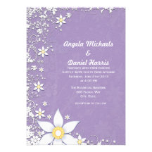 Lavande et invitations florales blanches de mariag
