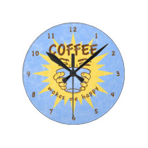 Le café me réveille heureux