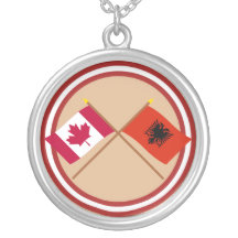 Le Canada et les drapeaux croisés parAlbanie Bijouterie