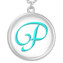 Le collier initial d'argent sterling de P