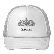 Le diadème de la jeune mariée casquette
