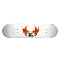 Le meilleur dragon de papa des mondes dans l'équil plateaux de skate