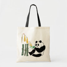 Le panda mange le bambou dans le sac fourre-tout t