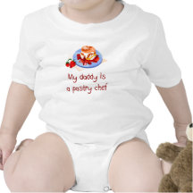 Le papa est un T-shirt de bébé de chef de pâtisser