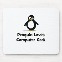 Le pingouin aime le geek d'ordinateur tapis de souris