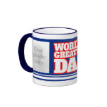 Le plus grand papa du monde ajoutent la tasse de b
