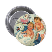 Les enfants vintages jouant W bouillonne dans la b Pin's Avec Agrafe