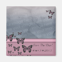 Les papillons fuchsia font gagner la date aimant