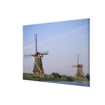 L'Europe, Pays-Bas, Zuid Hollande, Kinderdijk. Impression Sur Toile