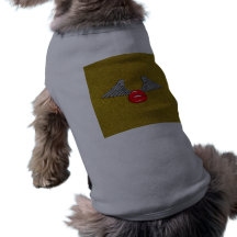 Lèvres de scintillement avec des ailes tee-shirt pour chien