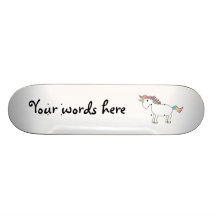 Licorne blanche mignonne d'arc-en-ciel skateboards personnalisés