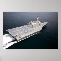 L'indépendance littorale de bateau de combat posters