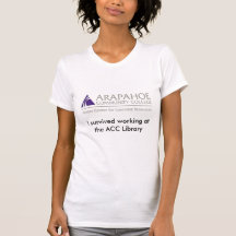 Logo de bibliothèque de CRNA, j'ai survécu au trav T-shirt