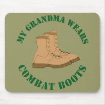 Ma grand-maman porte des bottes de combat - protec tapis de souris