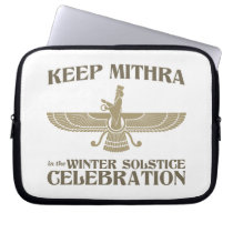 Maintenez Mithra dans la célébration de solstice d housses pour ordinateur portable