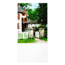 Maison victorienne avec la porte ouverte cartes avec photo