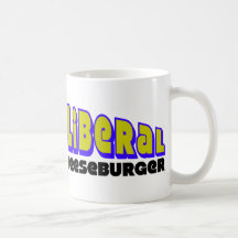Mangez un cheeseburger de lard tasse