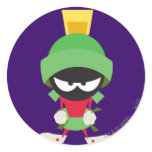 Marvin le Martien prêt à attaquer