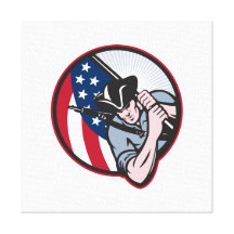 Minuteman américain de patriote avec le drapeau toile tendue