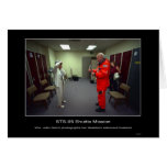 Mme John Glenn photographie son mari d'astronaute