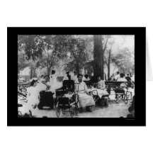 Moeders en Babys in een Park in de Stad 1912 van N Wenskaarten