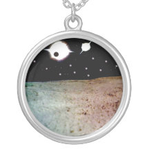 Monde étranger pendentifs