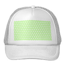 Motif de point vert et blanc de polka. Tacheté Casquette De Camionneur