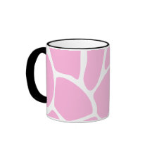 Motif d'impression de girafe dans le rose de sucre tasse à café