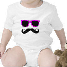 Moustache rose en verre rétro t-shirts