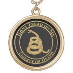 Ne marchez pas sur moi pendentifs