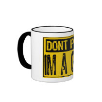 Ne paniquent pas le signe Im un connaisseur - jaun Tasse