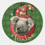 Noël - plate-forme les halls - koala autocollant rond
