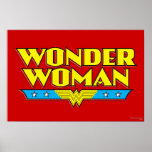 Nom et logo de femme de merveille affiches