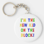 Nouvel enfant sur le bloc porte-clé