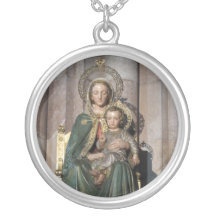 Onze Dame van Covadonga Necklace Kettingen