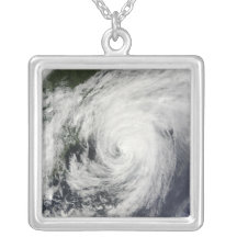 Ouragan Bill au-dessus de la Nouvelle-Écosse Collier