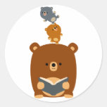 Ours de lecture de bande dessinée et autocollant m autocollants