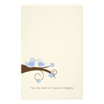 Papeterie bleue de mariage d'oiseau tourbillonnant papier à lettre customisable