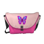 Papillon de tourbillonnement d'ailes besaces
