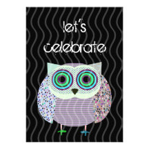 partie colorée d'invitation d'anniversaire de hibo