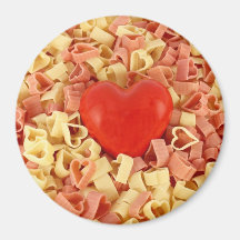 Pâtes et un coeur magnets