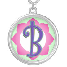 Pendentif initial de B