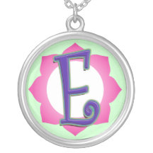Pendentif initial d'E
