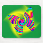 Pirouette d'arc-en-ciel formée par papillon tapis de souris