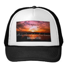 Plage d'horizon de paysage de lever de soleil de c casquette de camionneur