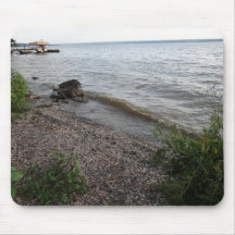 Plage rocheuse de lac Cayuga Tapis De Souris