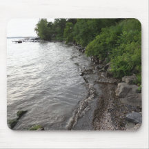 Plage rocheuse de lac Cayuga Tapis De Souris