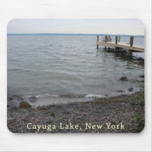 Plage rocheuse de lac Cayuga Tapis De Souris